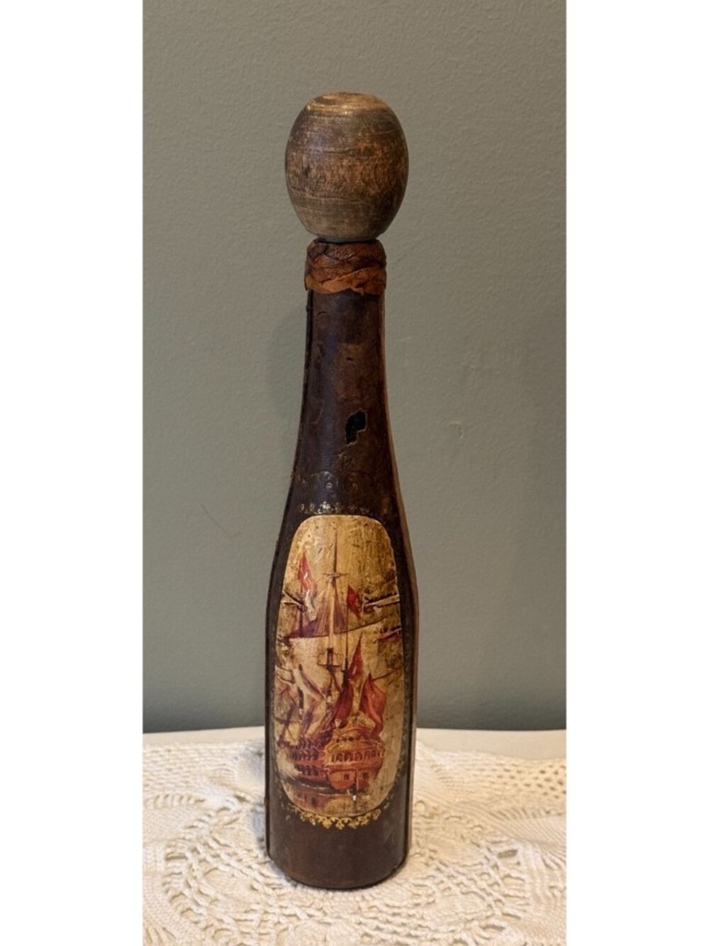 Vintage Italian Leather Wrapped Wine Bottle Decanter Nautical Sailing Ship Bar D